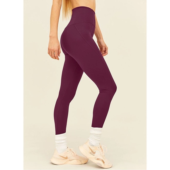 Girlfriend Collective Women’s Compressive High Rise Legging. Worn twice - Picture 2 of 5